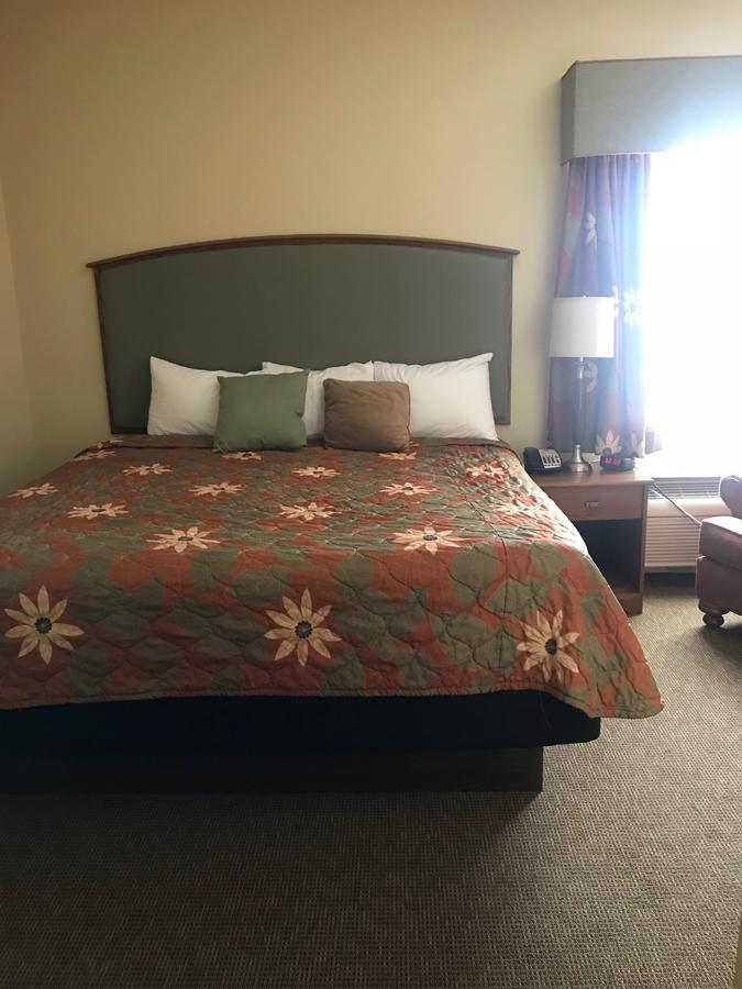 Randolph Inn And Suites Winchester Bagian luar foto